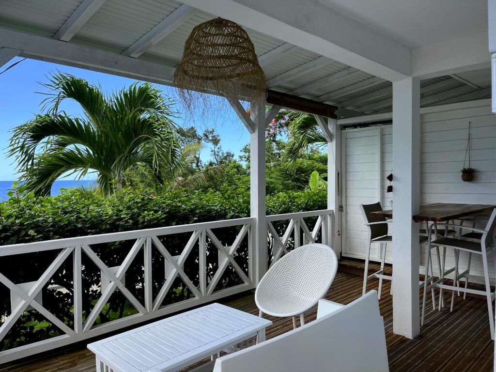 location Deshaies Guadeloupe vue mer accès plage